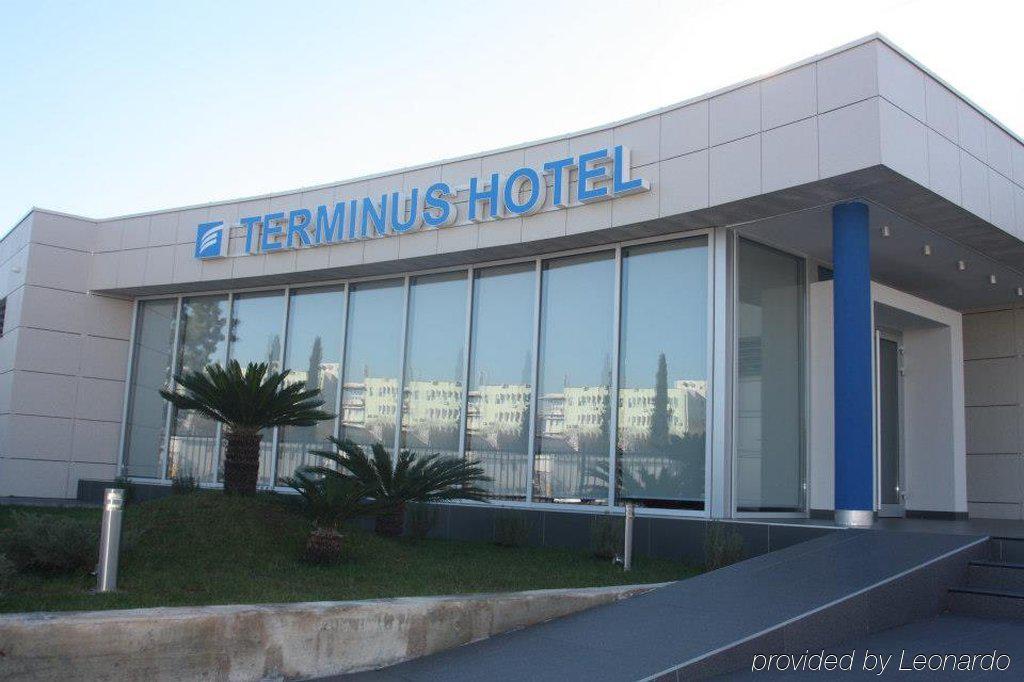 Hotel Terminus Podgorica Exterior foto